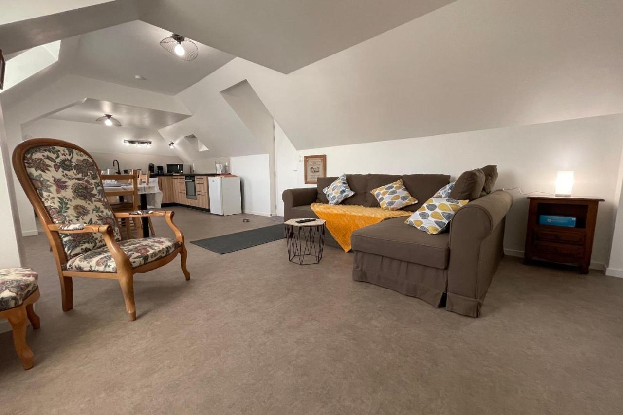 Apartment "Le Briand" Charming Base For Your Sightseeing In Touraine Noizay Exteriör bild